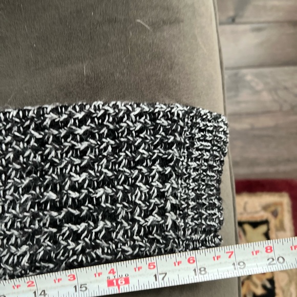 Cotton Emporium L Black&White Cardigan with Pockets - Picture 7 of 9